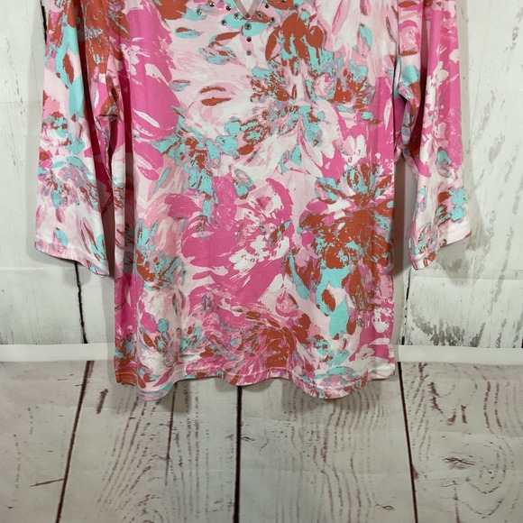 Quacker Factory Top M Pink Floral Embellished 3/4 Sleeve Boho Artsy Watercolor - Picture 6 of 13